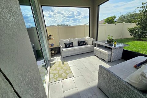 Villa ou maison à vendre à Kissimmee, Floride: 4 chambres, 171.22 m2 № 2148083 - photo 23