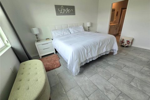 Villa ou maison à vendre à Kissimmee, Floride: 4 chambres, 171.22 m2 № 2148083 - photo 11
