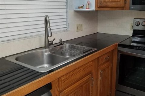 Купить виллу или дом в Сарасота, Флорида 5 комнат, 158.96м2, № 1766131 - фото 8