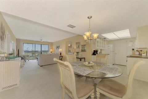 Condo in Bradenton, Florida, 2 bedrooms  № 2196906 - photo 6