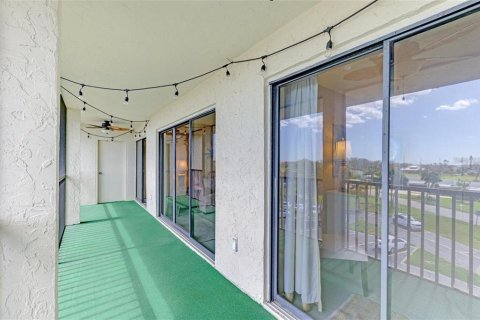 Condo in Bradenton, Florida, 2 bedrooms  № 2196906 - photo 17