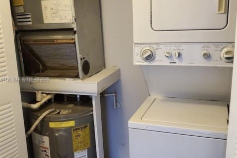 Copropriété à vendre à Coral Springs, Floride: 2 chambres, 74.32 m2 № 2041548 - photo 10