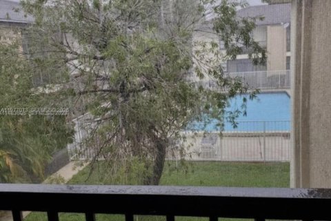 Copropriété à vendre à Coral Springs, Floride: 2 chambres, 74.32 m2 № 2041548 - photo 13