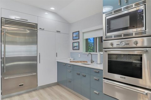 Villa ou maison à louer à Sarasota, Floride: 4 chambres, 279.82 m2 № 2425721 - photo 15