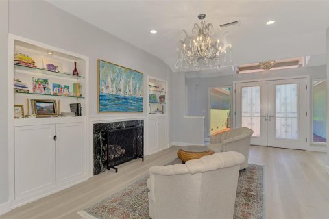 Villa ou maison à louer à Sarasota, Floride: 4 chambres, 279.82 m2 № 2425721 - photo 5