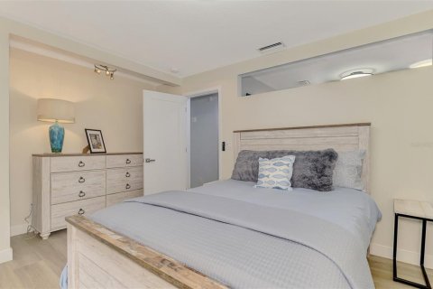 Villa ou maison à louer à Sarasota, Floride: 4 chambres, 279.82 m2 № 2425721 - photo 27