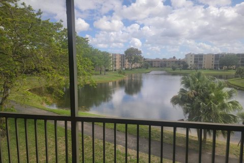 Condominio en venta en Lauderhill, Florida, 1 dormitorio, 60.67 m2 № 2188056 - foto 7