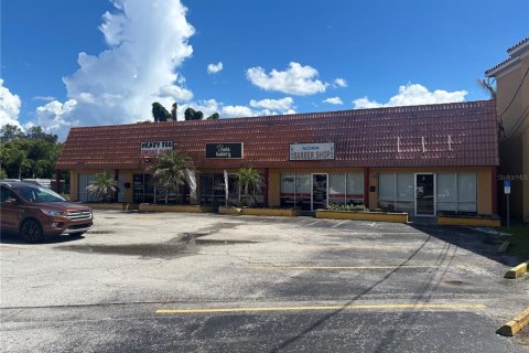 Propiedad comercial en Winter Park, Florida 332.4 m2 № 2358597