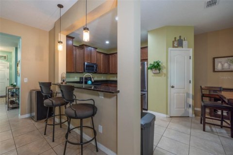 Villa ou maison à vendre à DeLand, Floride: 4 chambres, 258.27 m2 № 2400087 - photo 4