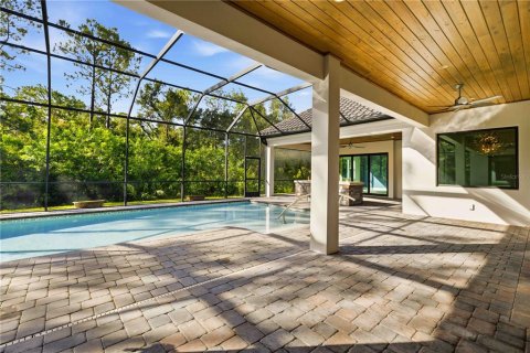 House in Bradenton, Florida 3 bedrooms, 379.13 sq.m. № 2290490 - photo 4