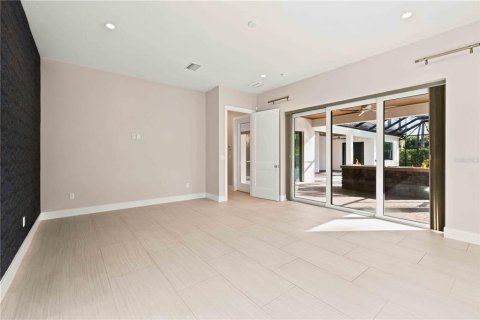 House in Bradenton, Florida 3 bedrooms, 379.13 sq.m. № 2290490 - photo 25