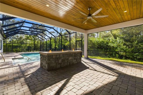 House in Bradenton, Florida 3 bedrooms, 379.13 sq.m. № 2290490 - photo 5