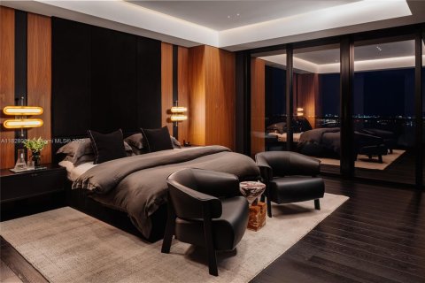 Condo in Miami, Florida, 4 bedrooms № 1934373 - photo 6