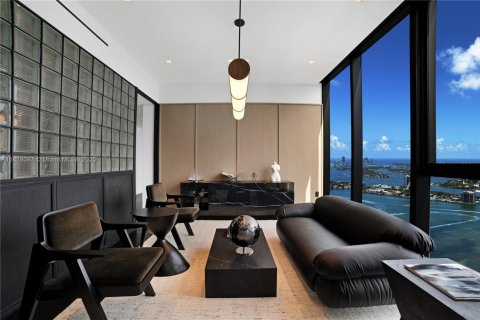 Condo in Miami, Florida, 4 bedrooms № 1934373 - photo 22