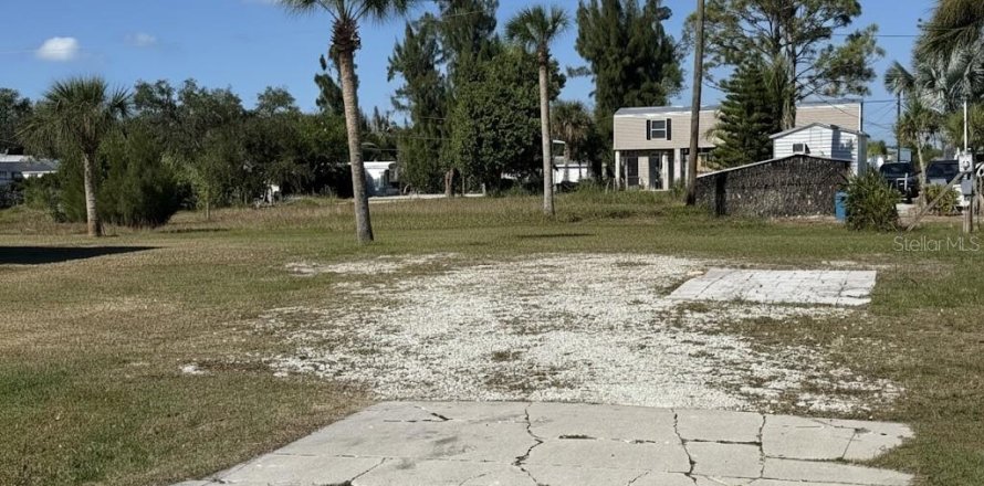 Land in Port Charlotte, Florida № 2163744