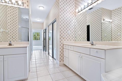 Купить кондоминиум в Сарасота, Флорида 14 комнат, 259.94м2, № 1808475 - фото 25