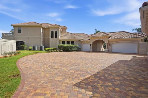Villa ou maison à vendre à Brooksville, Floride: 4 chambres, 484.67 m2 № 2430766 - photo 8