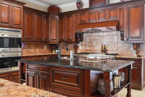Villa ou maison à vendre à Brooksville, Floride: 4 chambres, 484.67 m2 № 2430766 - photo 19