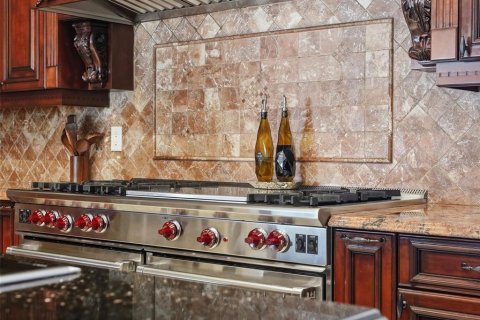 Villa ou maison à vendre à Brooksville, Floride: 4 chambres, 484.67 m2 № 2430766 - photo 22