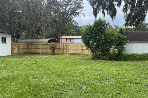 House in DeLand, Florida 3 bedrooms, 149.76 sq.m. № 1742684 - photo 27