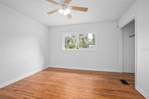 House in DeLand, Florida 3 bedrooms, 149.76 sq.m. № 1742684 - photo 22