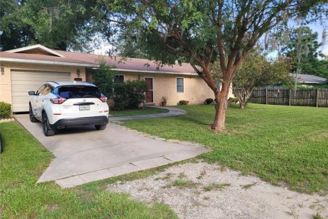 House in Summerfield, Florida 3 bedrooms, 143.07 sq.m. № 1849773 - photo 1