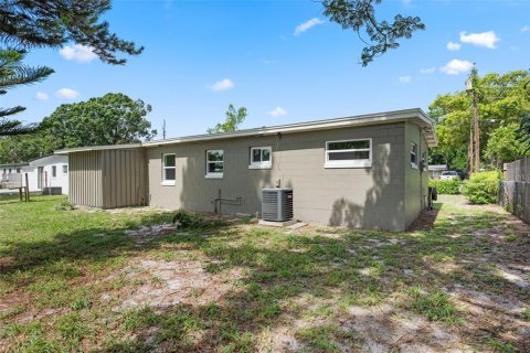 House in Ocoee, Florida 2 bedrooms, 88.26 sq.m. № 1786156 - photo 17