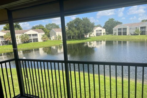 Condominio en venta en Lauderhill, Florida, 2 dormitorios, 89.65 m2 № 1846200 - foto 29