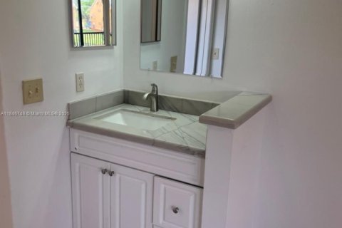 Condominio en venta en Lauderhill, Florida, 2 dormitorios, 89.65 m2 № 1846200 - foto 20