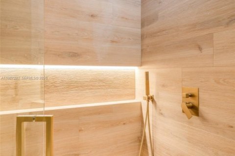 Casa en venta en Pinecrest, Florida, 6 dormitorios, 361.48 m2 № 2063066 - foto 27