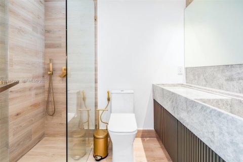 Casa en venta en Pinecrest, Florida, 6 dormitorios, 361.48 m2 № 2063066 - foto 26