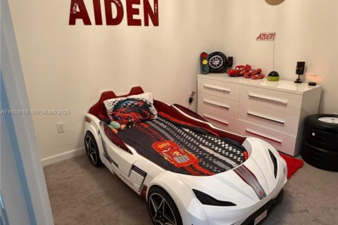 Townhouse in Miami, Florida 3 bedrooms, 142.98 sq.m. № 1991334 - photo 10