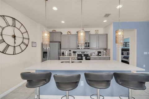 Villa ou maison à vendre à Kissimmee, Floride: 7 chambres, 307.88 m2 № 1826539 - photo 9