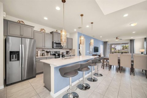 Villa ou maison à vendre à Kissimmee, Floride: 7 chambres, 307.88 m2 № 1826539 - photo 8