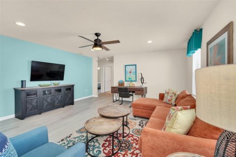 Villa ou maison à vendre à Kissimmee, Floride: 7 chambres, 307.88 m2 № 1826539 - photo 25