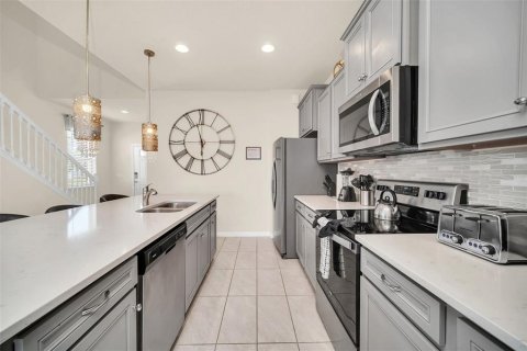 Villa ou maison à vendre à Kissimmee, Floride: 7 chambres, 307.88 m2 № 1826539 - photo 11