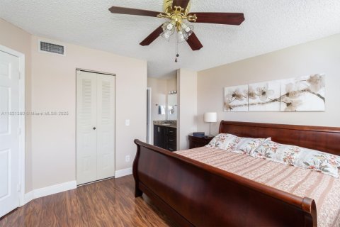 Copropriété à vendre à Sunrise, Floride: 2 chambres, 88.26 m2 № 1781515 - photo 9