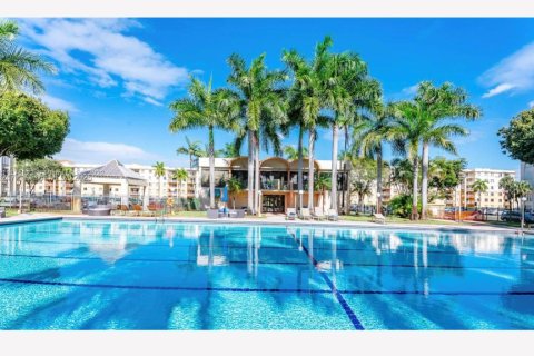 Condominio en venta en Miami, Florida, 1 dormitorio, 64.1 m2 № 1714528 - foto 8