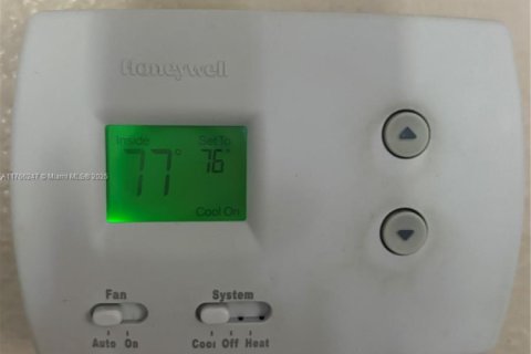 Condominio en venta en Miami, Florida, 1 dormitorio, 64.1 m2 № 1714528 - foto 15