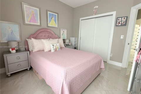 Снять в аренду виллу или дом в Майами-Лейкс, Флорида 3 спальни, 174.56м2, № 2005458 - фото 26