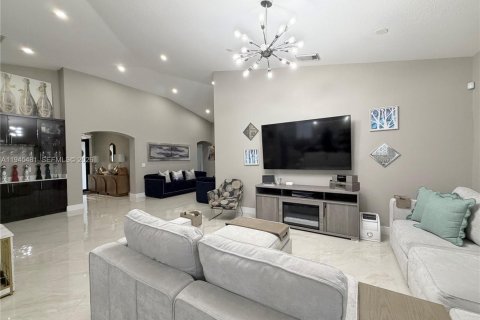 Снять в аренду виллу или дом в Майами-Лейкс, Флорида 3 спальни, 174.56м2, № 2005458 - фото 14