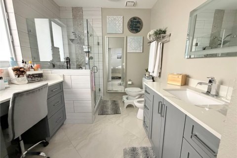 Снять в аренду виллу или дом в Майами-Лейкс, Флорида 3 спальни, 174.56м2, № 2005458 - фото 17