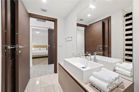 Copropriété à vendre à Miami, Floride: 1 chambre, 94.95 m2 № 1825865 - photo 16