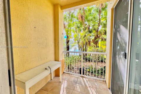 Copropriété à louer à Plantation, Floride: 3 chambres, 124.49 m2 № 1977436 - photo 7
