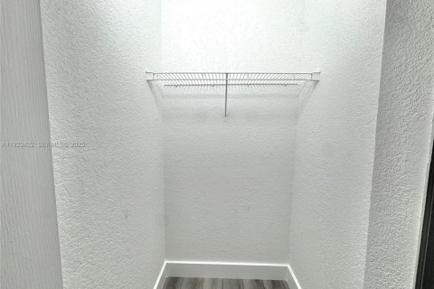 Copropriété à louer à Plantation, Floride: 3 chambres, 124.49 m2 № 1977436 - photo 14