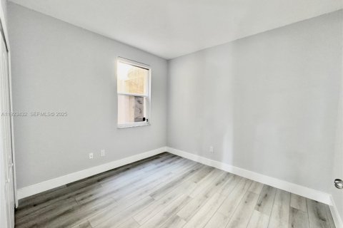 Copropriété à louer à Plantation, Floride: 3 chambres, 124.49 m2 № 1977436 - photo 9