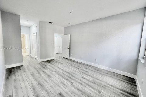 Copropriété à louer à Plantation, Floride: 3 chambres, 124.49 m2 № 1977436 - photo 16