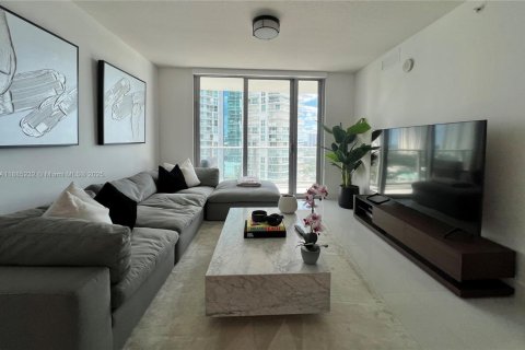 Condominio en alquiler en Sunny Isles Beach, Florida, 3 dormitorios, 143.16 m2 № 1941886 - foto 8