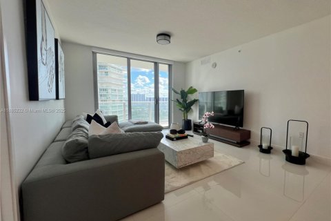 Condominio en alquiler en Sunny Isles Beach, Florida, 3 dormitorios, 143.16 m2 № 1941886 - foto 5