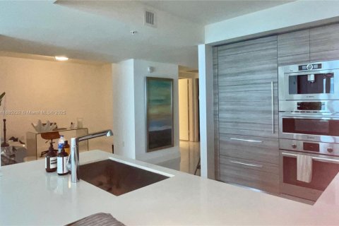 Condominio en alquiler en Sunny Isles Beach, Florida, 3 dormitorios, 143.16 m2 № 1941886 - foto 15